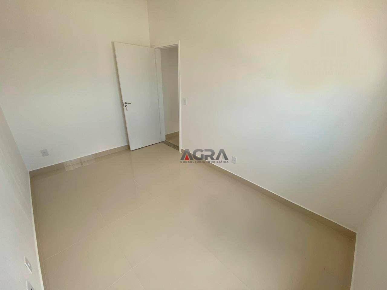 Apartamento à venda com 3 quartos, 90m² - Foto 13