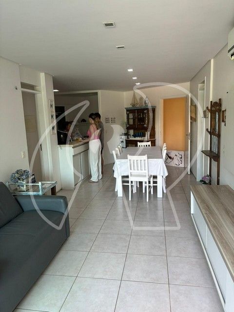 Apartamento à venda com 3 quartos, 125m² - Foto 11