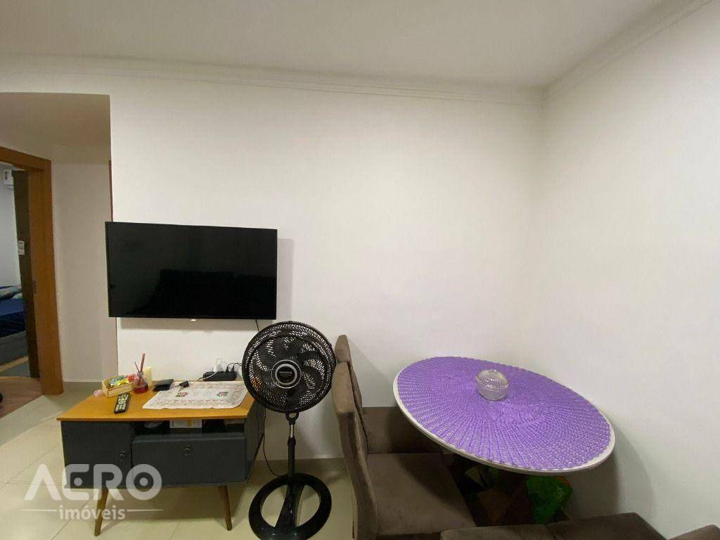 Apartamento à venda com 2 quartos, 42m² - Foto 5