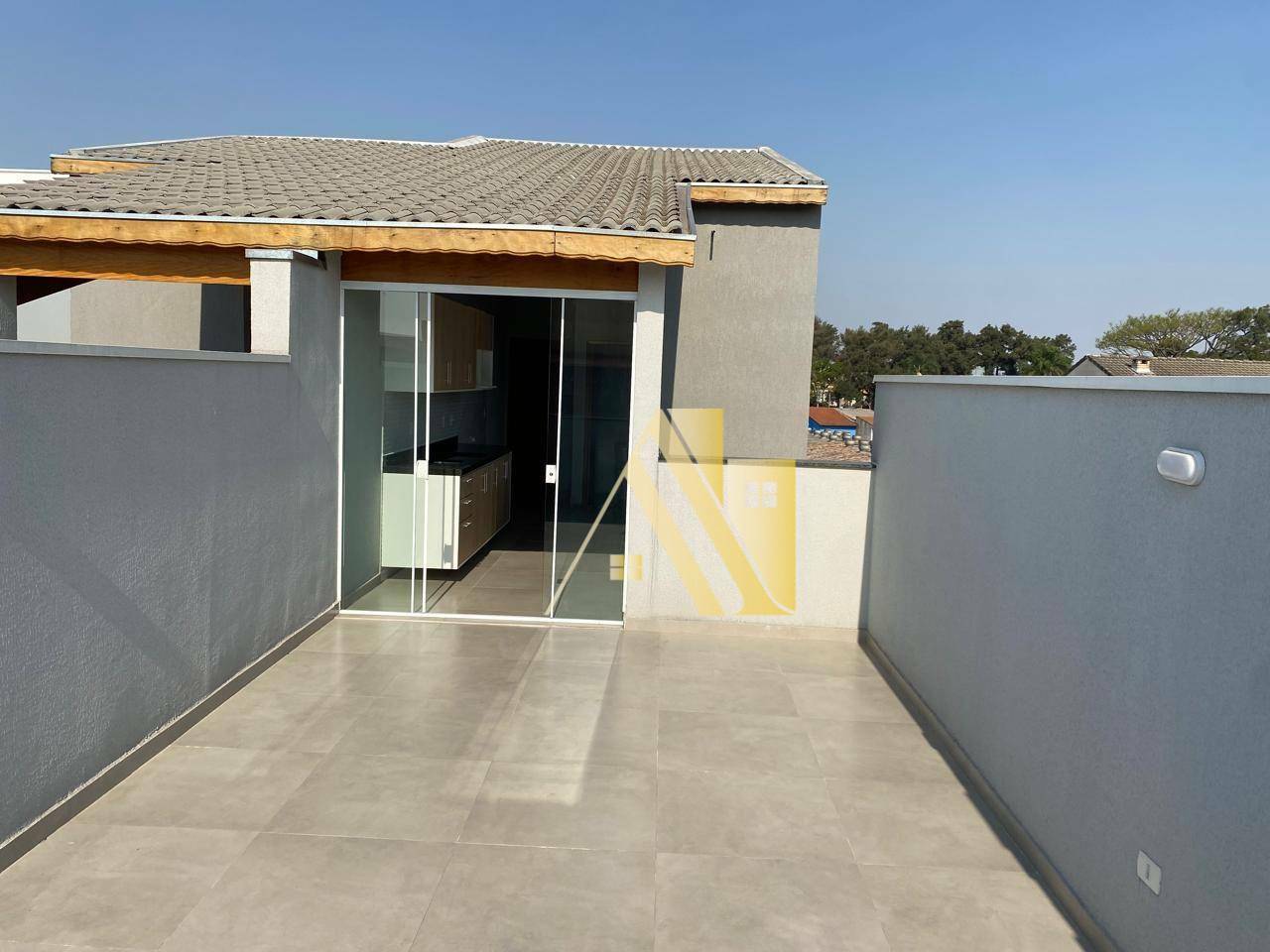 Cobertura à venda com 2 quartos, 100m² - Foto 1