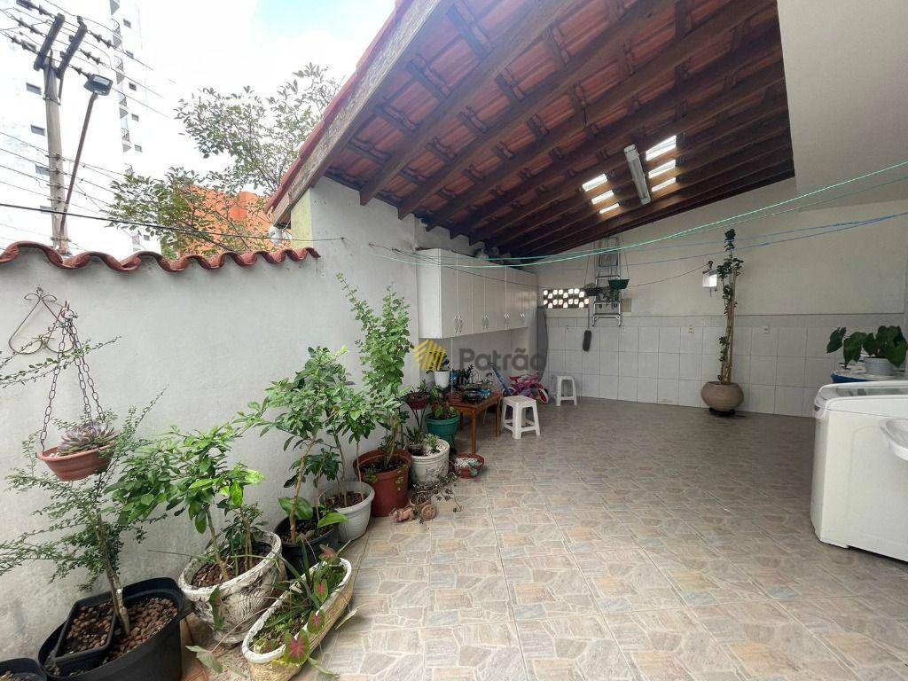 Sobrado à venda com 4 quartos, 237m² - Foto 6