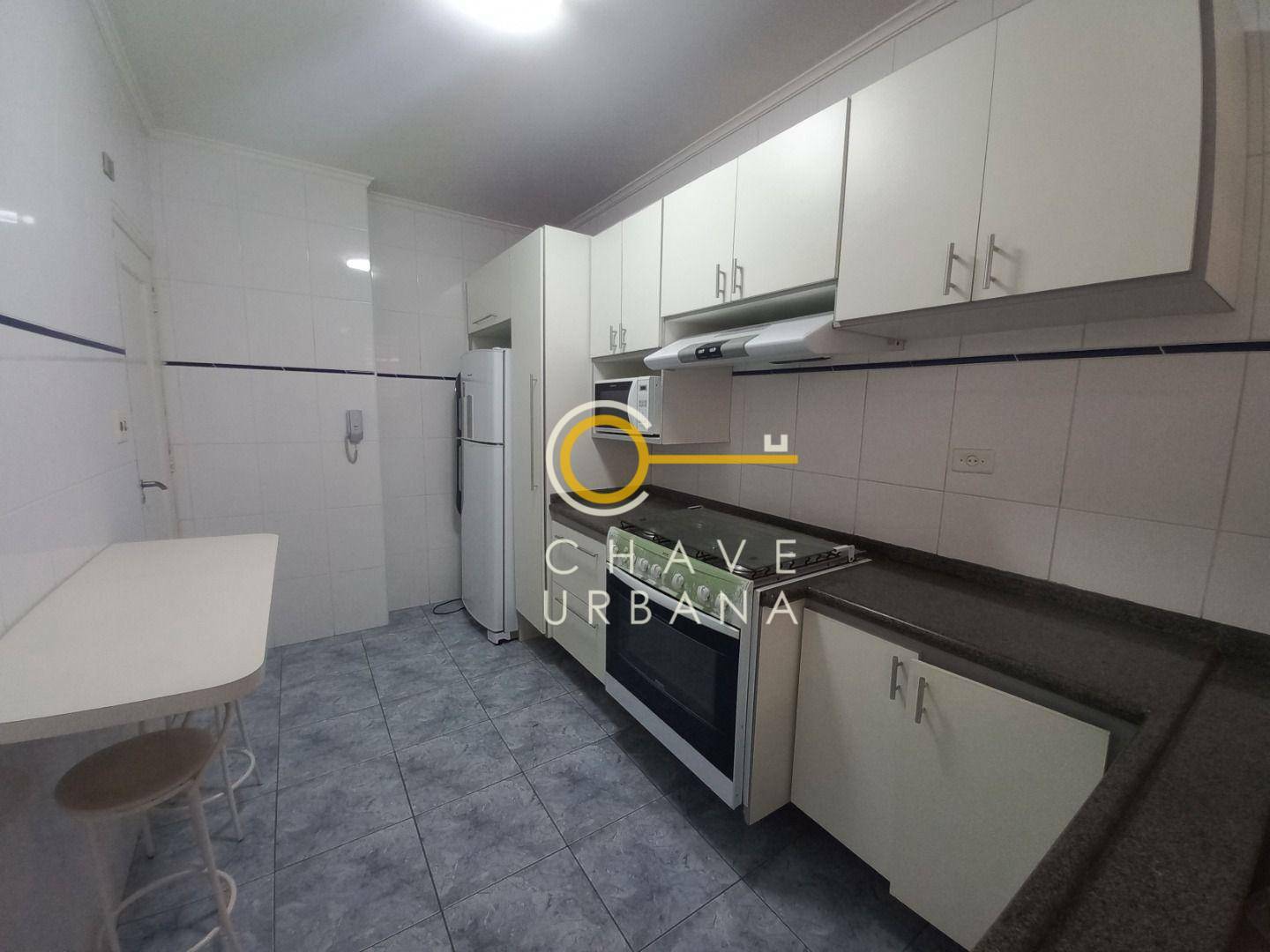 Apartamento para alugar com 3 quartos, 123m² - Foto 6