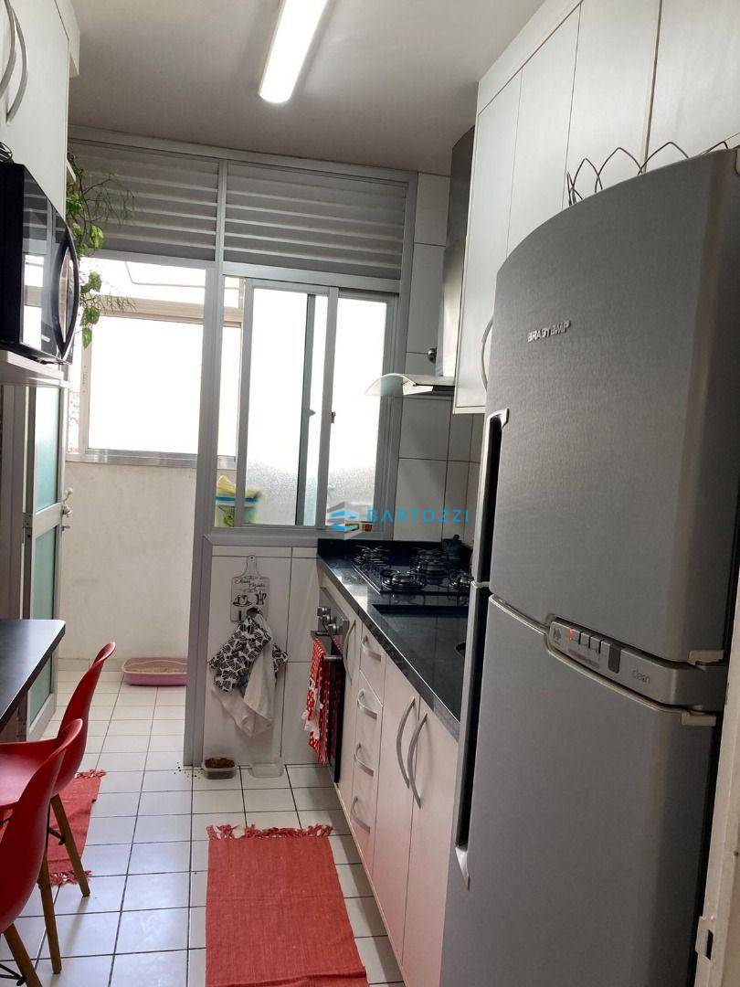 Apartamento à venda e aluguel com 3 quartos, 72m² - Foto 17