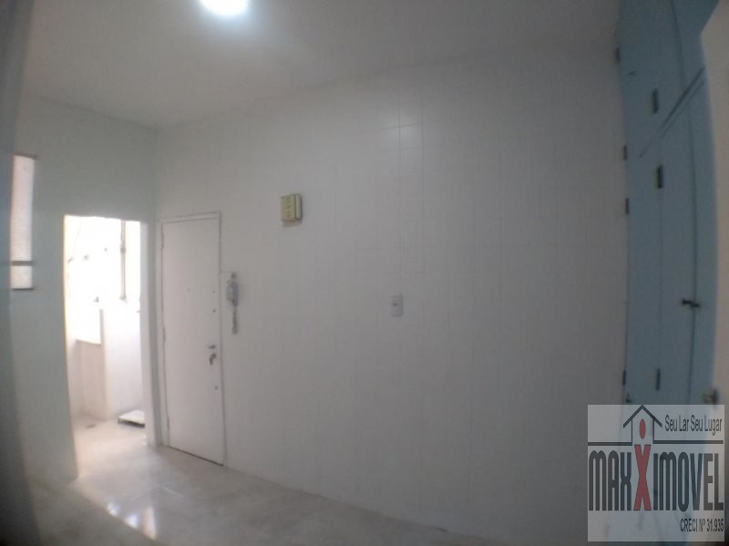 Apartamento à venda com 3 quartos, 128m² - Foto 12