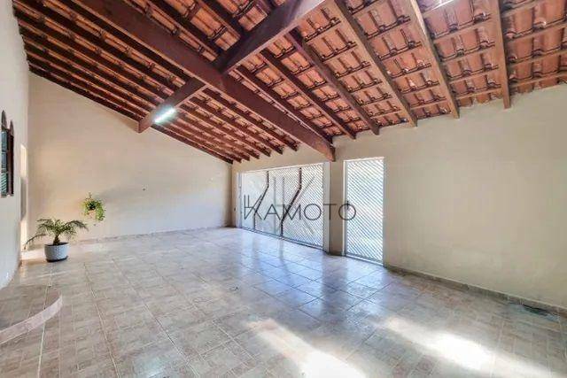 Sobrado à venda com 4 quartos, 300m² - Foto 2