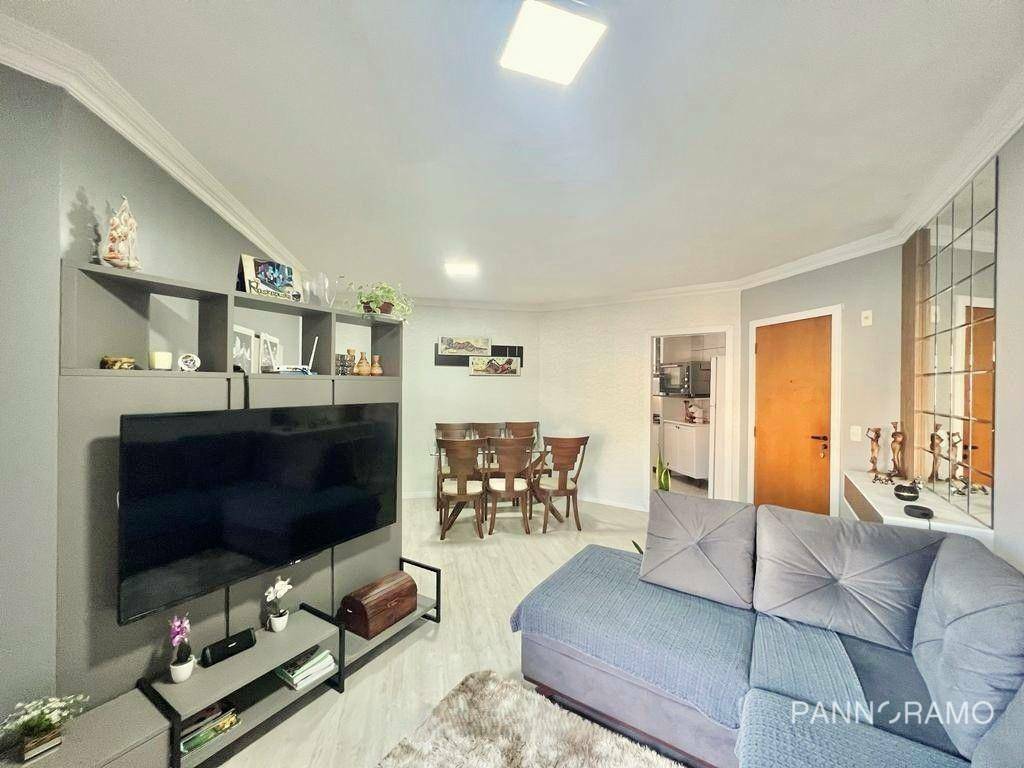 Apartamento à venda com 3 quartos, 110m² - Foto 2