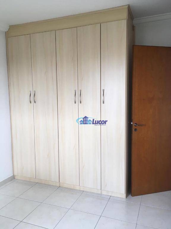 Apartamento à venda com 2 quartos, 56m² - Foto 32