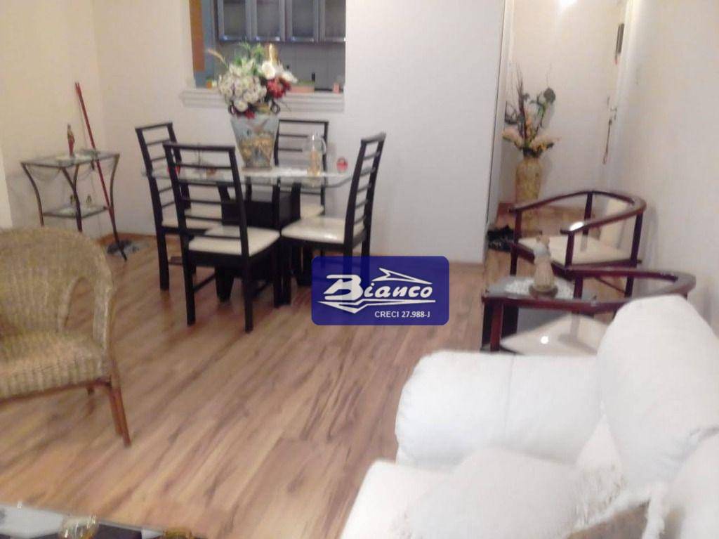 Apartamento à venda com 3 quartos, 80m² - Foto 13