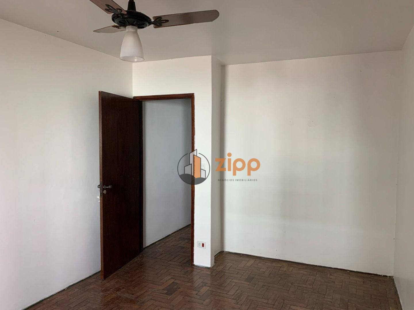 Sobrado à venda com 3 quartos, 200m² - Foto 30