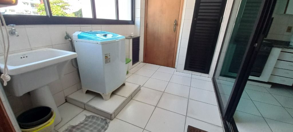 Apartamento à venda e aluguel com 3 quartos, 135m² - Foto 21