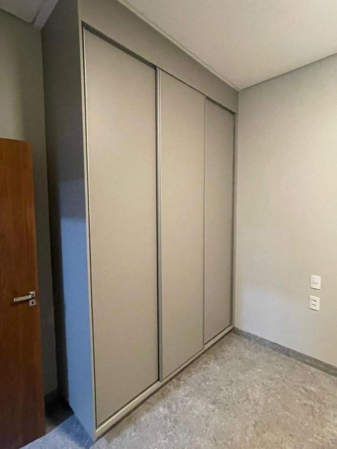 Casa à venda com 3 quartos, 211m² - Foto 17