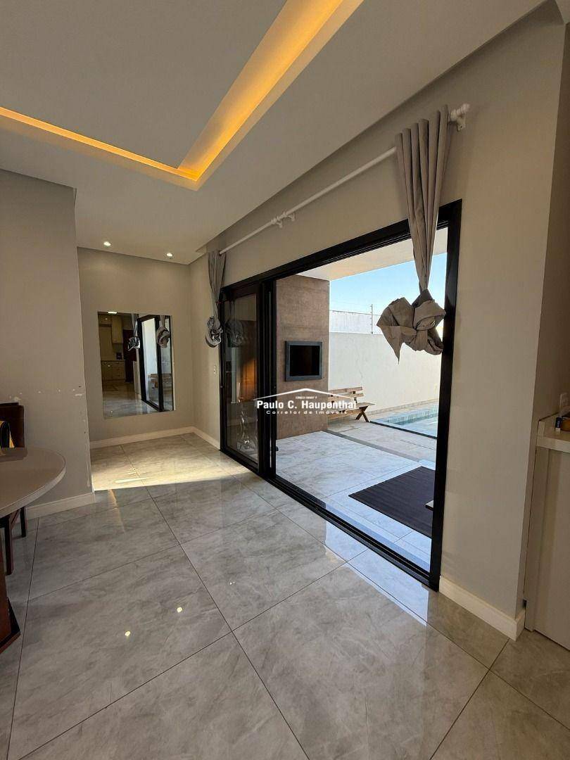 Casa à venda com 3 quartos, 166m² - Foto 6