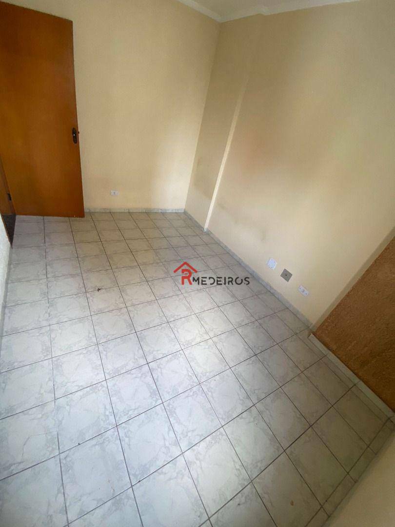 Apartamento à venda com 3 quartos, 119m² - Foto 9