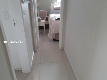 Apartamento à venda com 2 quartos, 55m² - Foto 12