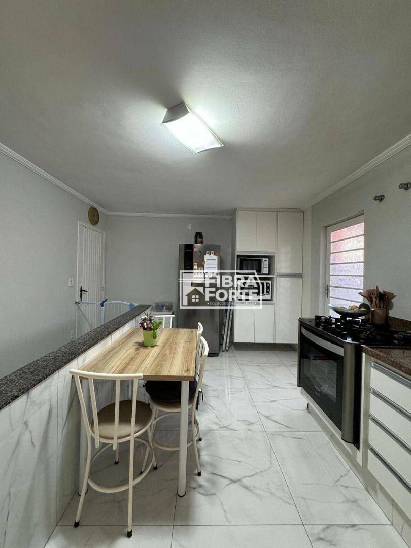 Casa de Condomínio à venda com 3 quartos, 215m² - Foto 15