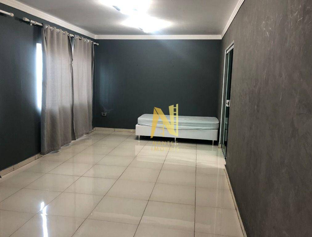 Casa à venda com 3 quartos, 230m² - Foto 9