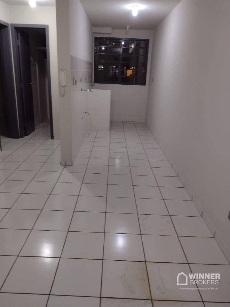 Apartamento à venda com 2 quartos, 47m² - Foto 2