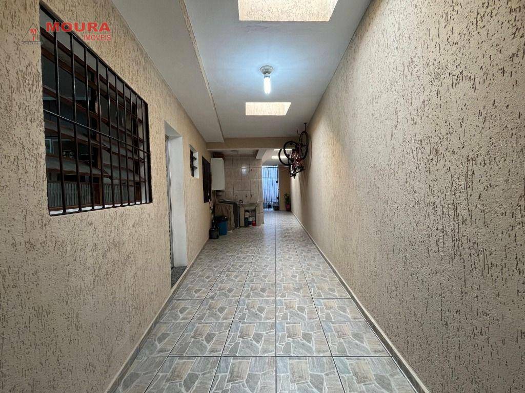 Sobrado à venda com 3 quartos, 178m² - Foto 4