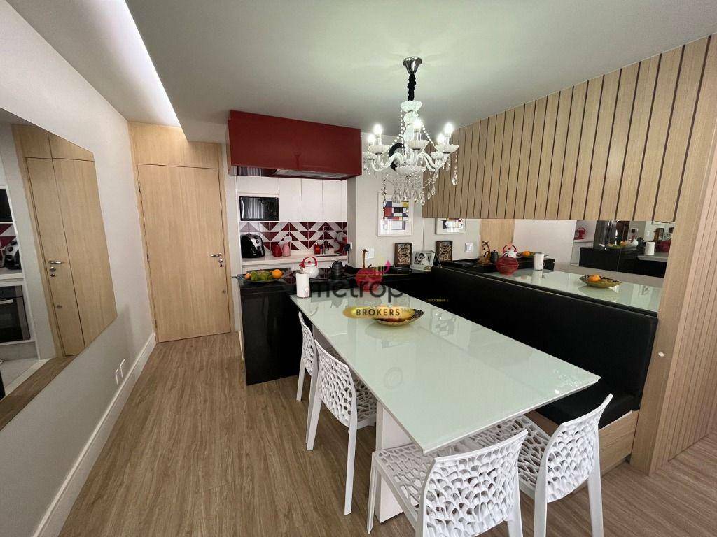 Apartamento à venda com 2 quartos, 65m² - Foto 6