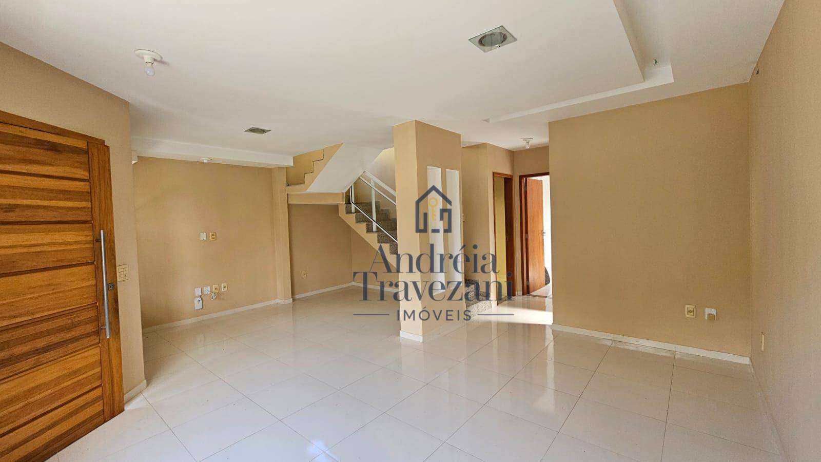 Casa de Condomínio à venda com 4 quartos, 140m² - Foto 2