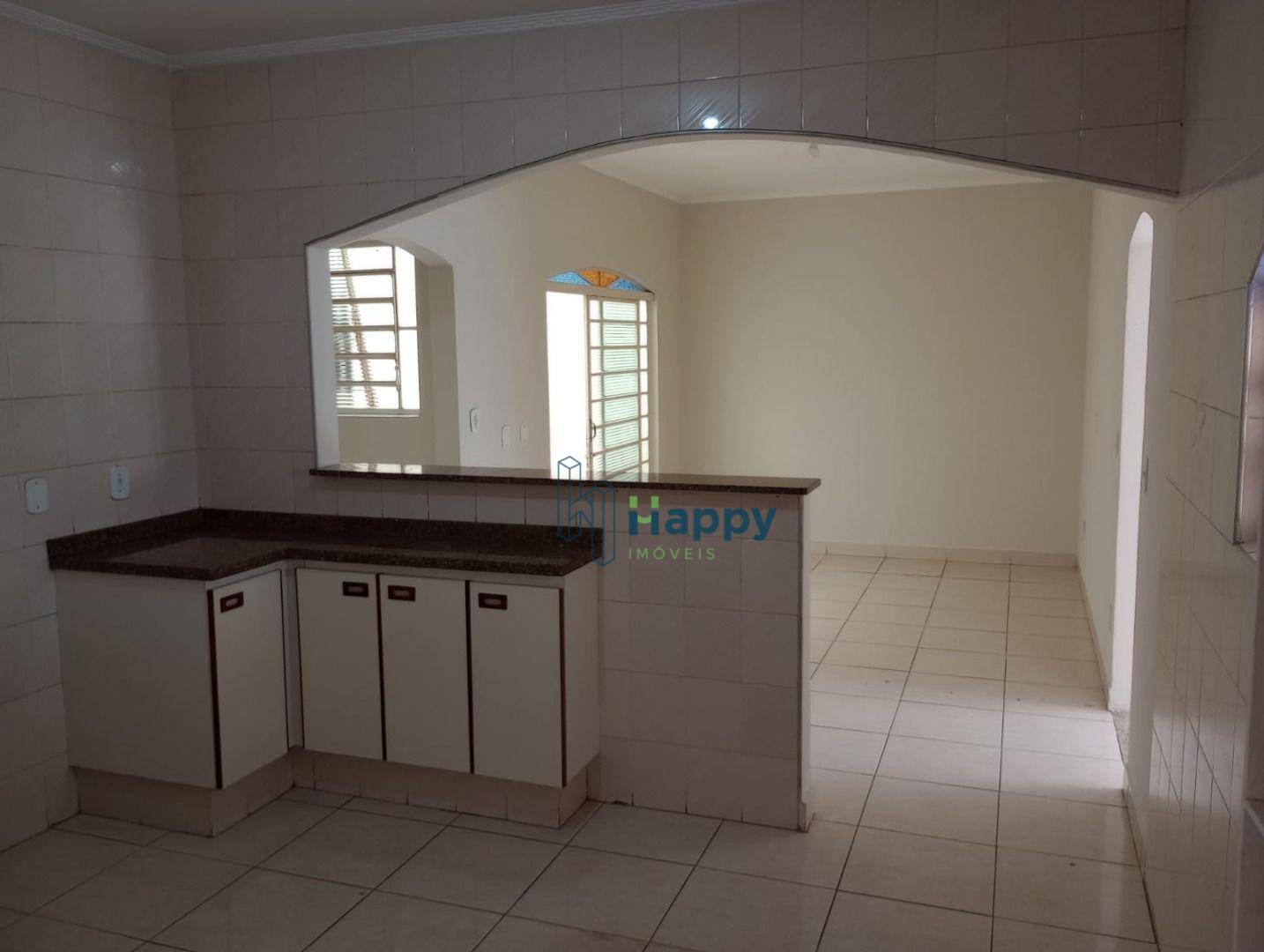 Casa para alugar com 4 quartos, 180m² - Foto 16