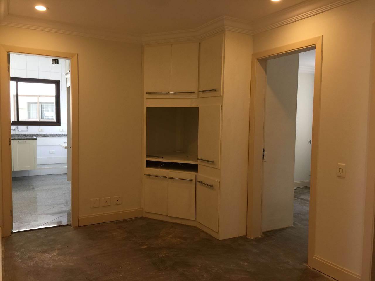 Apartamento à venda com 4 quartos, 193m² - Foto 7