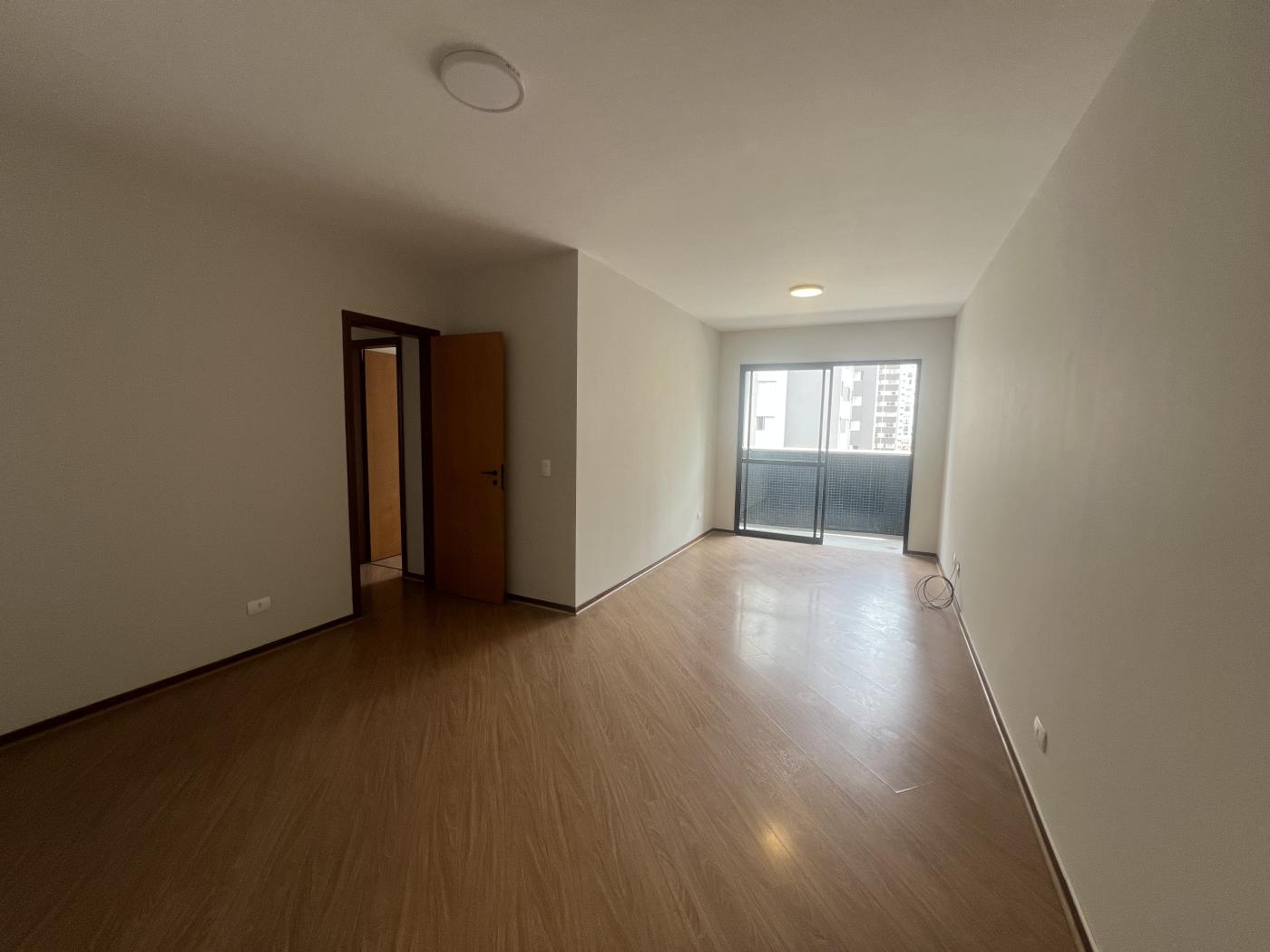 Apartamento para alugar com 2 quartos, 91m² - Foto 2