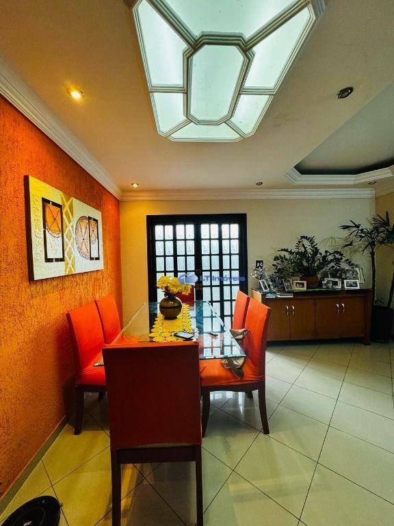 Sobrado, 4 quartos, 260 m² - Foto 13