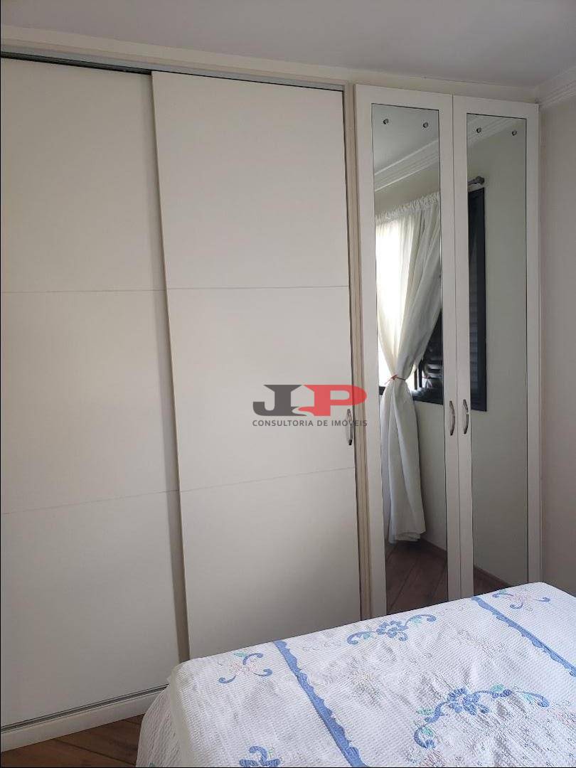 Apartamento à venda com 3 quartos, 94m² - Foto 17