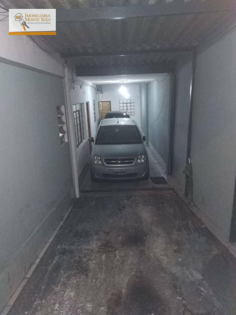 Sobrado à venda com 5 quartos, 200m² - Foto 3