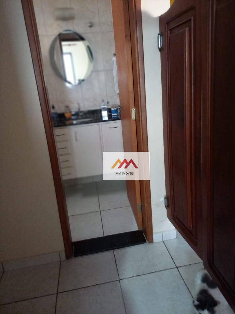 Apartamento à venda com 2 quartos, 69m² - Foto 7