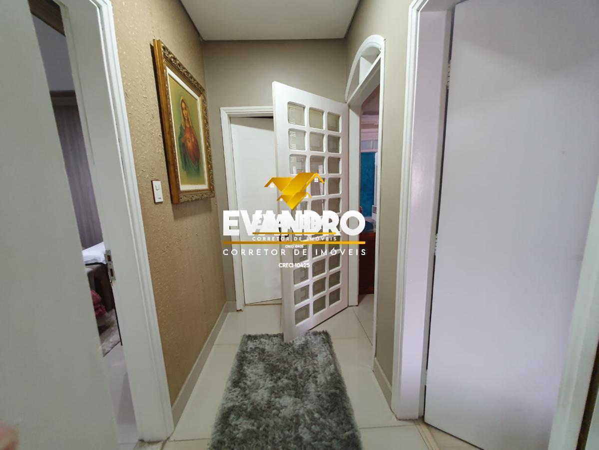 Casa à venda com 3 quartos, 600m² - Foto 5