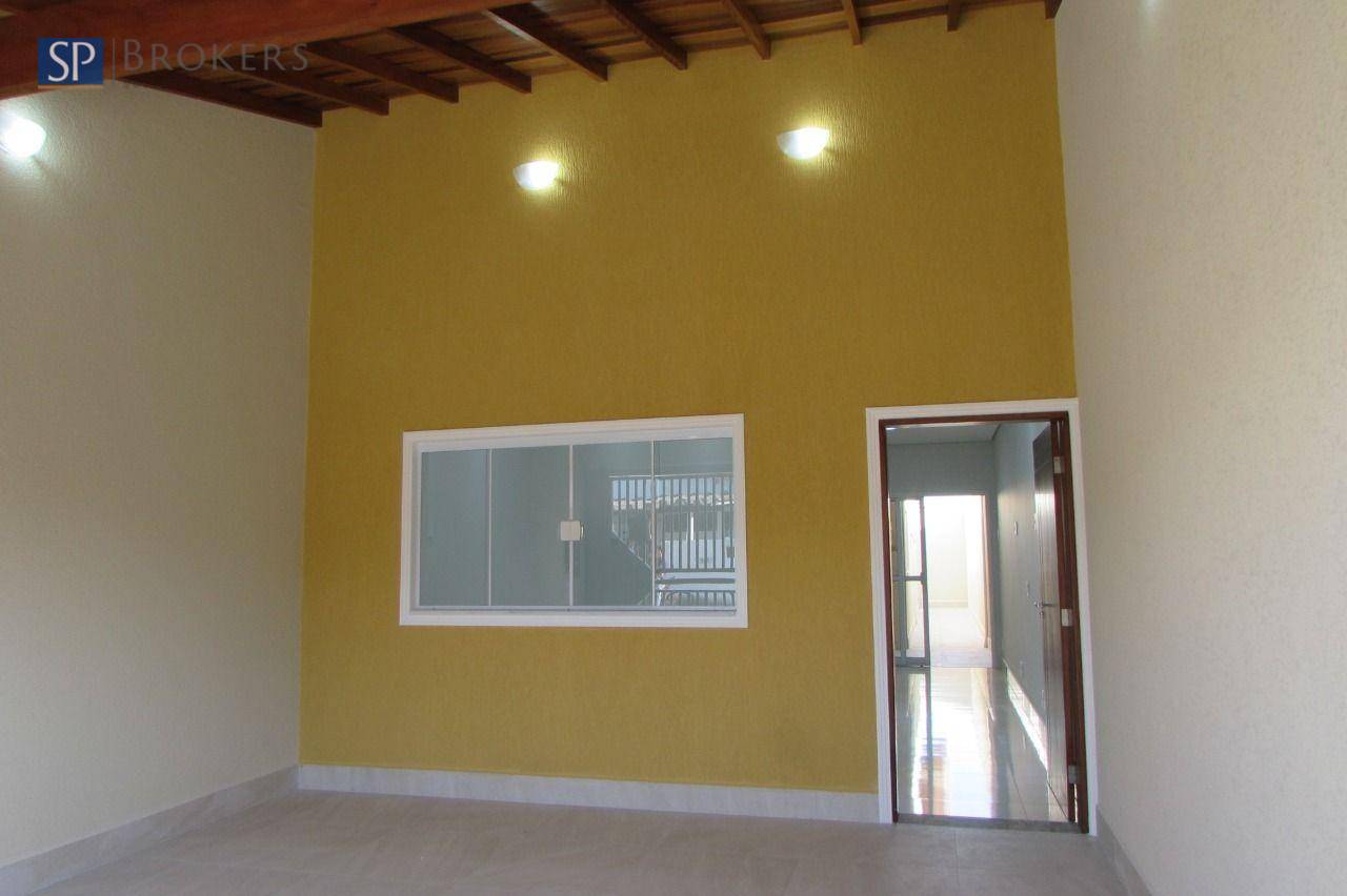 Casa à venda com 3 quartos, 114m² - Foto 1