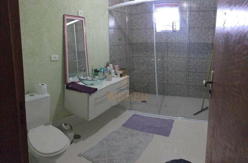 Casa de Condomínio à venda com 3 quartos, 240m² - Foto 11