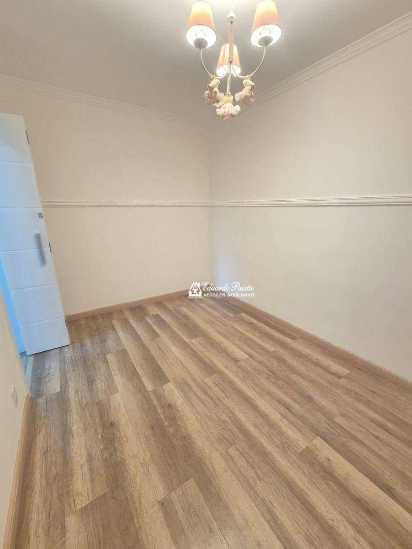 Apartamento à venda com 3 quartos, 76m² - Foto 8