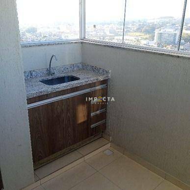 Apartamento para alugar com 2 quartos, 65m² - Foto 13