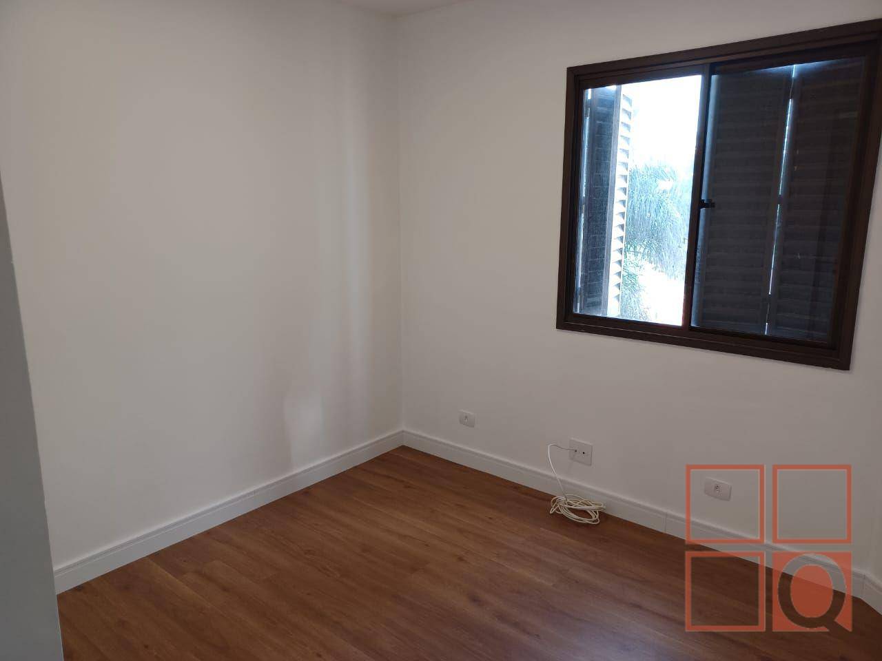 Apartamento para alugar com 4 quartos, 96m² - Foto 11