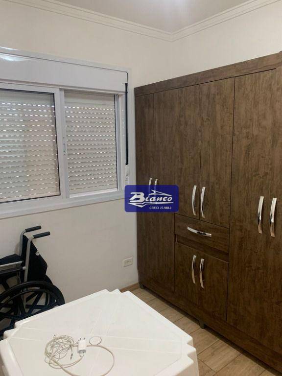 Apartamento à venda com 3 quartos, 94m² - Foto 14