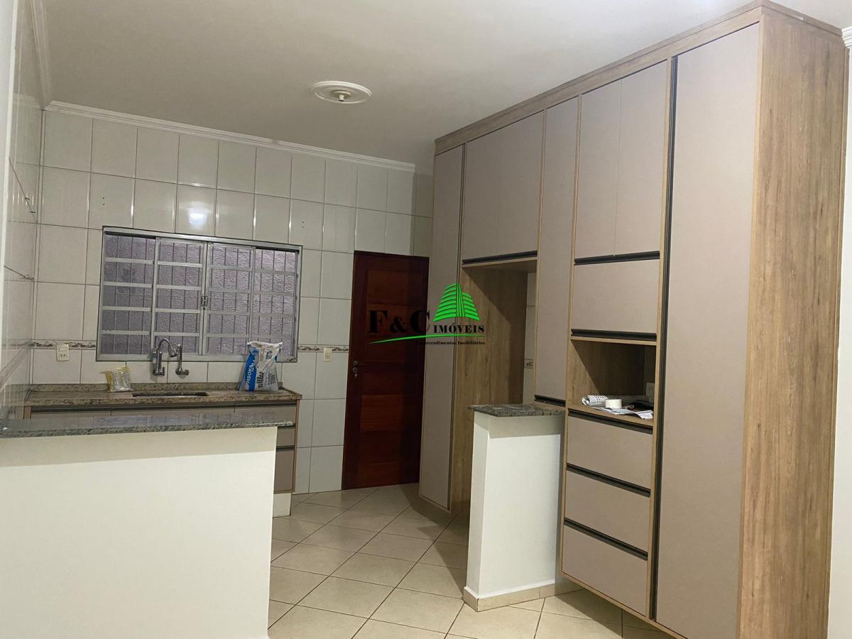 Casa à venda com 2 quartos, 168m² - Foto 15