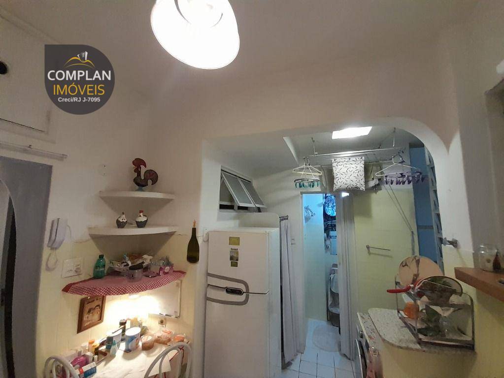 Apartamento à venda com 2 quartos, 55m² - Foto 17