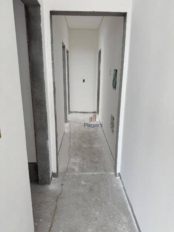 Apartamento à venda com 3 quartos, 104m² - Foto 17