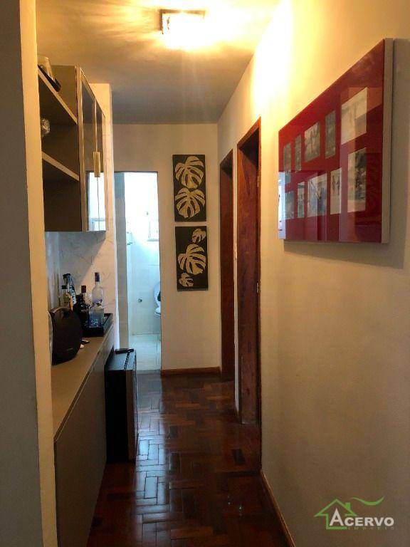 Apartamento à venda com 3 quartos, 115m² - Foto 4