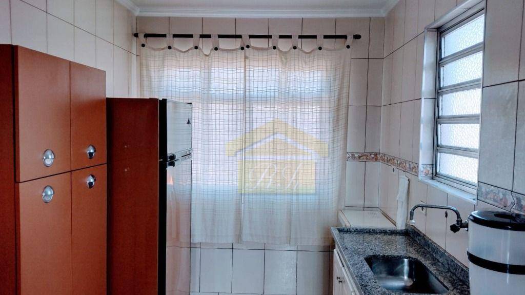 Apartamento à venda com 2 quartos, 80m² - Foto 4