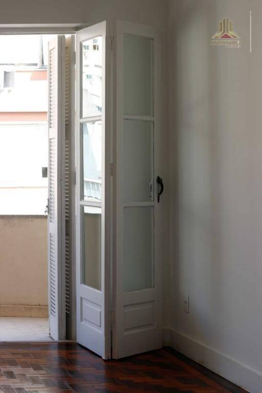 Apartamento à venda com 2 quartos, 86m² - Foto 7