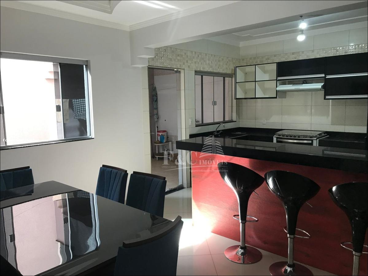 Casa à venda com 3 quartos, 200m² - Foto 54