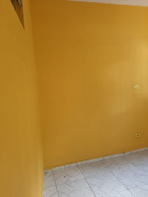 Casa para alugar com 1 quarto, 50m² - Foto 6