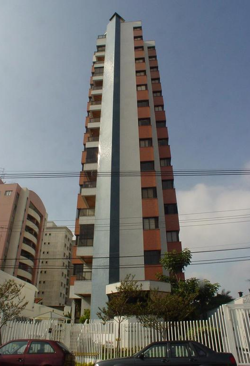 Apartamento à venda com 3 quartos, 240m² - Foto 1