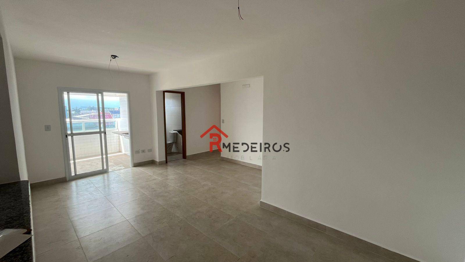 Apartamento à venda com 2 quartos, 69m² - Foto 2