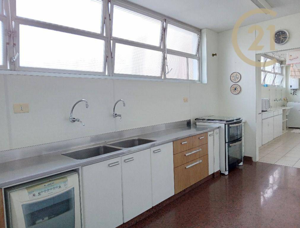 Apartamento à venda com 3 quartos, 300m² - Foto 17