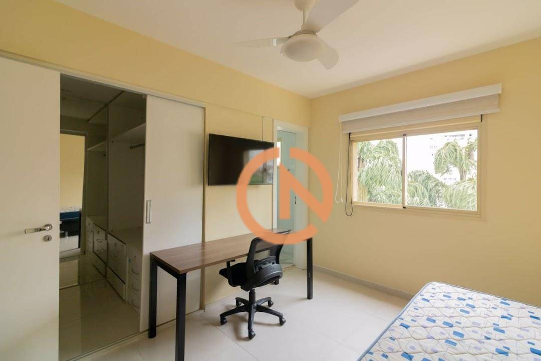Apartamento para alugar com 3 quartos, 165m² - Foto 13